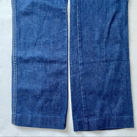 Vintage Cheryl Tiegs Medium to Dark Wash Denim Straight Leg Jeans 12 - Picture 7 of 13
